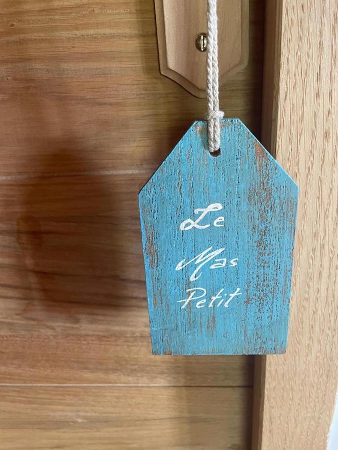 Le Mas Petit チュイル エクステリア 写真